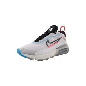 Nike Women's AIR MAX 2090 Casual Shoes